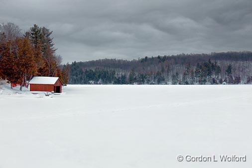 Frozen Meech Lake_12898.jpg - Photographed near Chelsea, Quebec, Canada.